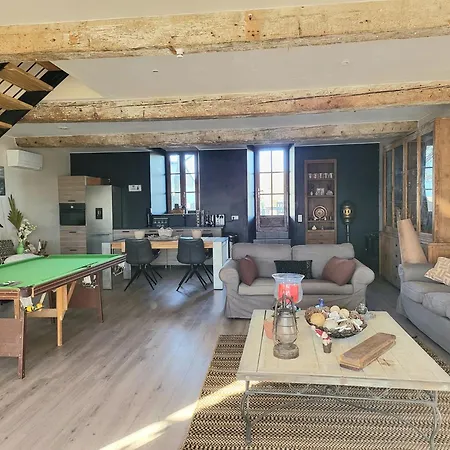 Maison Renovee Typique, Au Calme, Piscine.